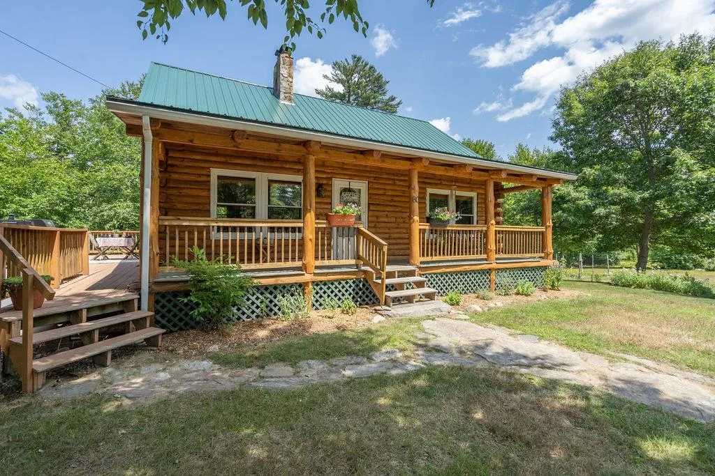 80 Ridge Farm Road Strafford NH 03884