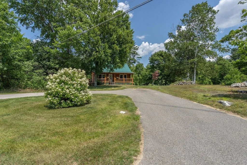 80 Ridge Farm Road Strafford NH 03884