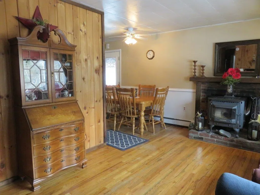 1367 Us Route 4 Canaan NH 03741