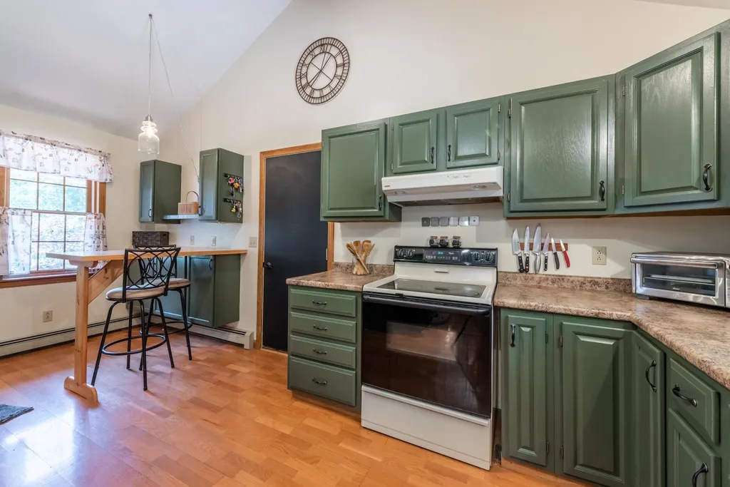 114 Colburn Farm Road Newbury NH 03255