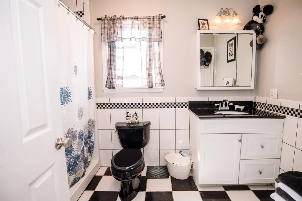 76 Hardy Avenue Burlington VT 05408