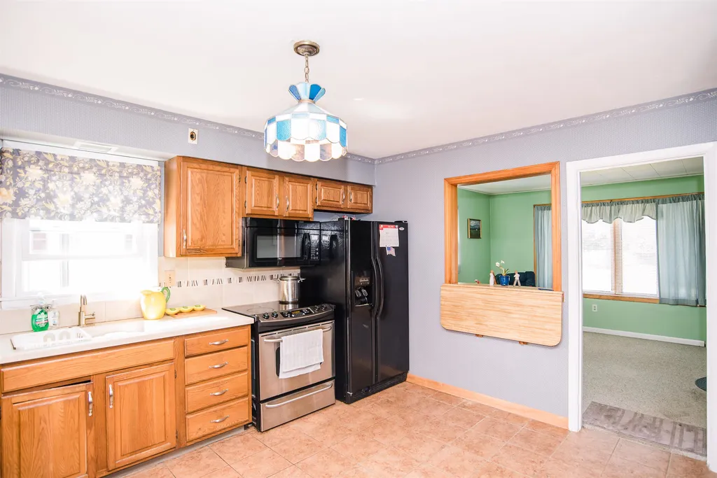 76 Hardy Avenue Burlington VT 05408