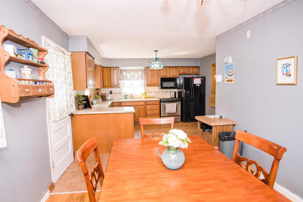 76 Hardy Avenue Burlington VT 05408