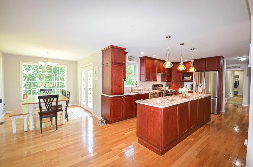 14 Abbey Road Merrimack NH 03054