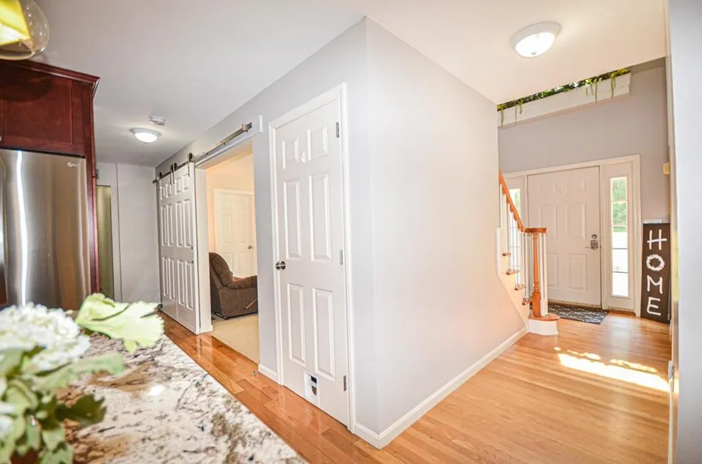 14 Abbey Road Merrimack NH 03054