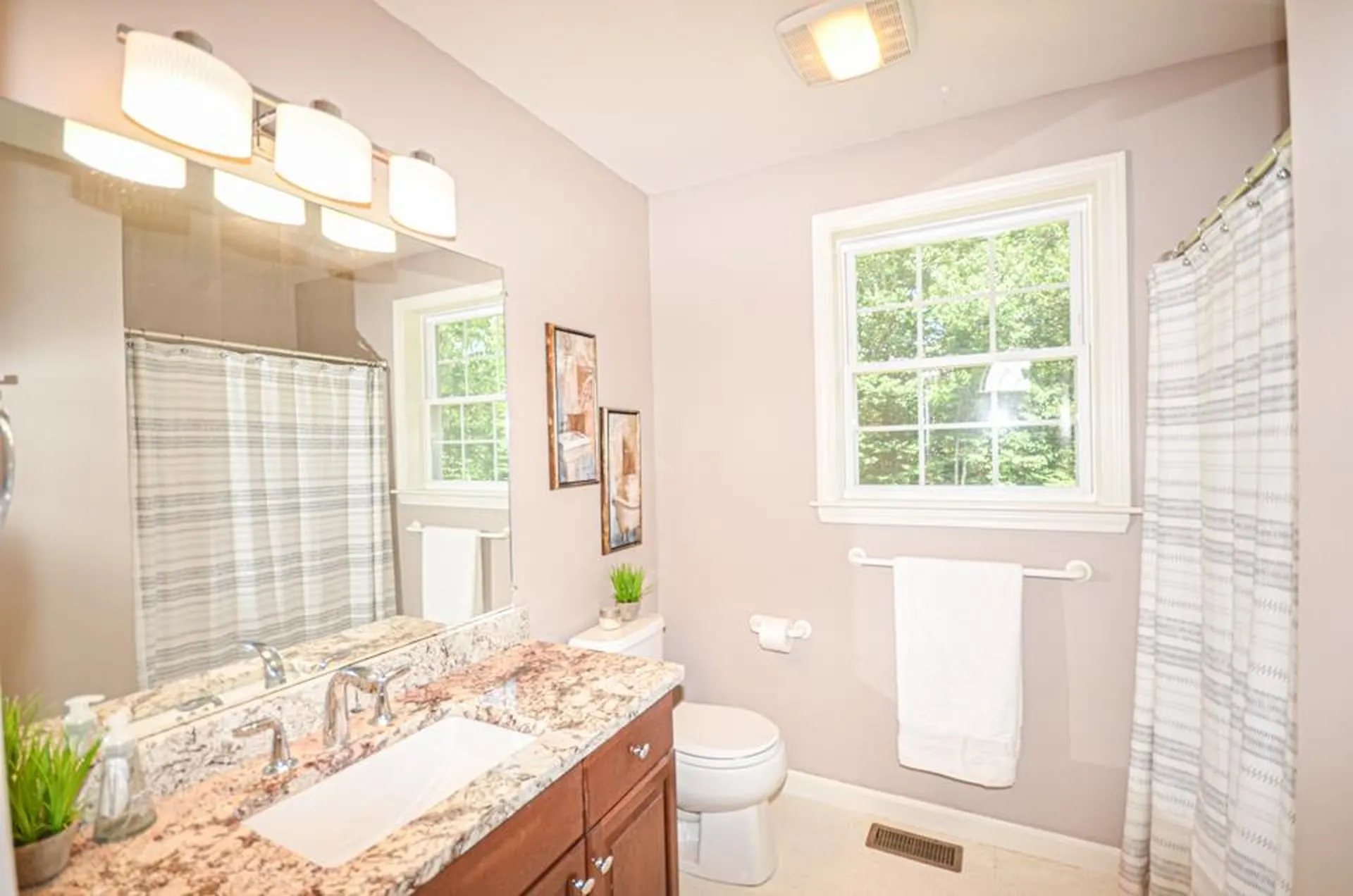 14 Abbey Road Merrimack NH 03054