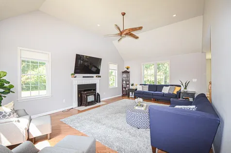14 Abbey Road Merrimack NH 03054
