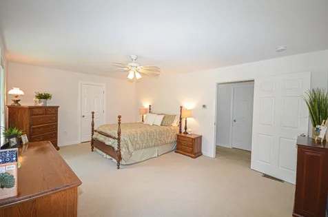 14 Abbey Road Merrimack NH 03054