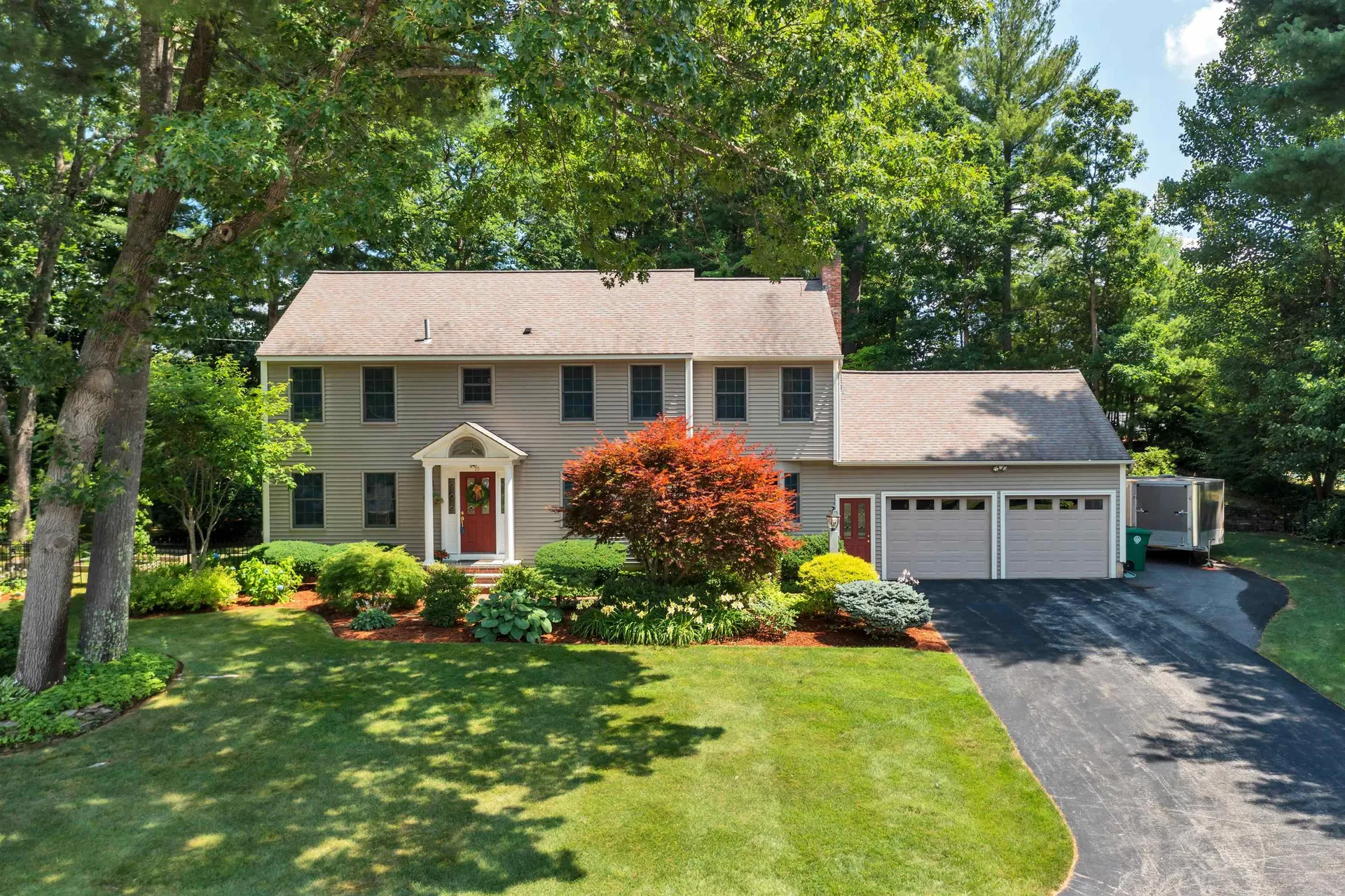 15 Catalina Lane Nashua NH 03064