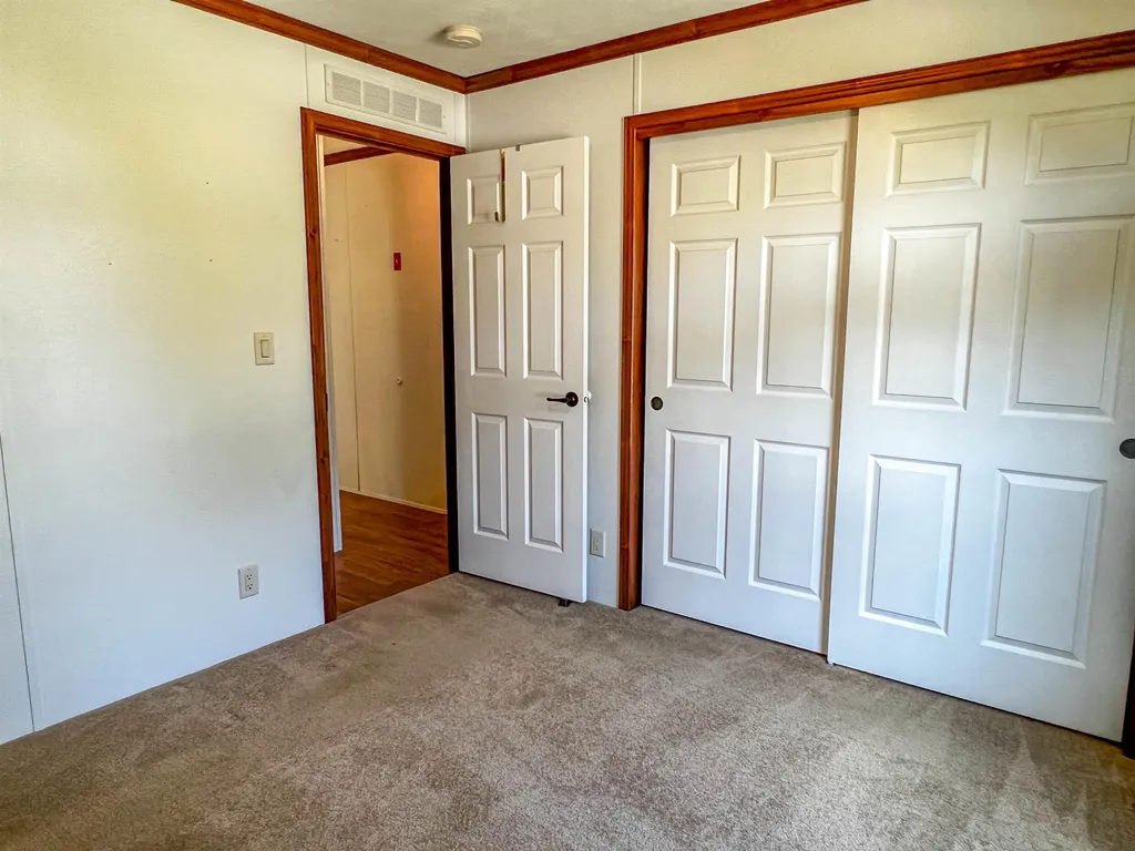 16 Colonial Village Somersworth NH 03878