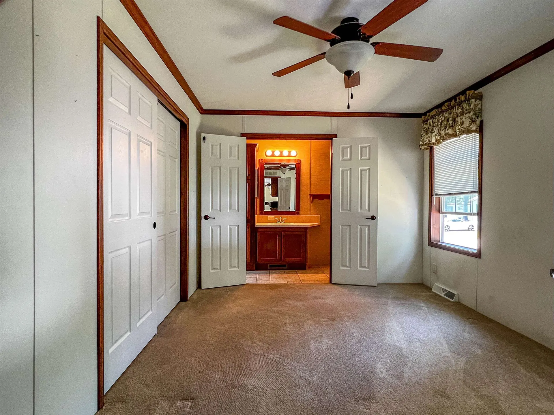 16 Colonial Village Somersworth NH 03878