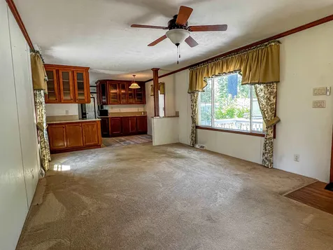 16 Colonial Village Somersworth NH 03878