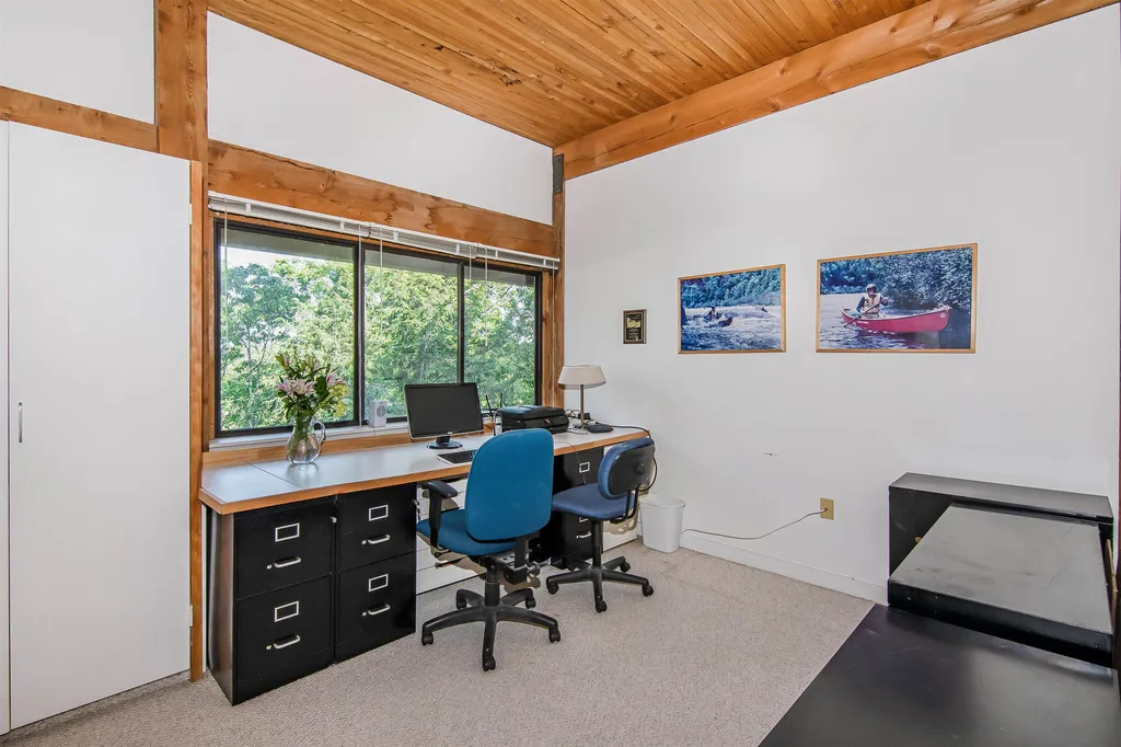 122 Redrock Drive Burlington VT 05401