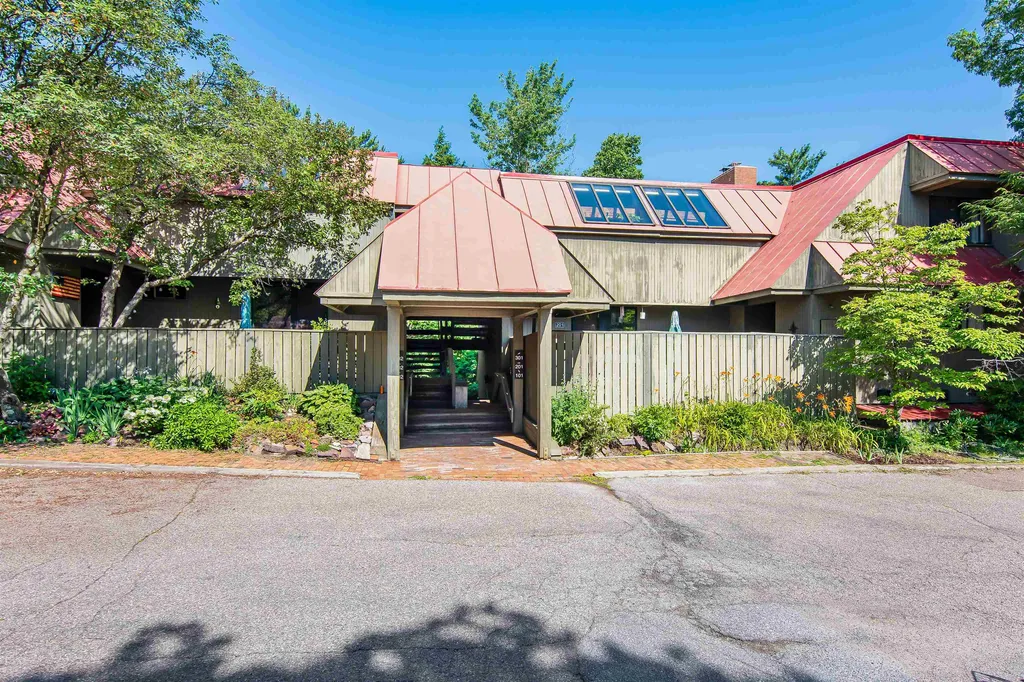122 Redrock Drive Burlington VT 05401