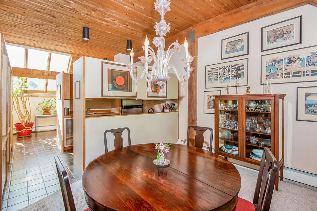 122 Redrock Drive Burlington VT 05401