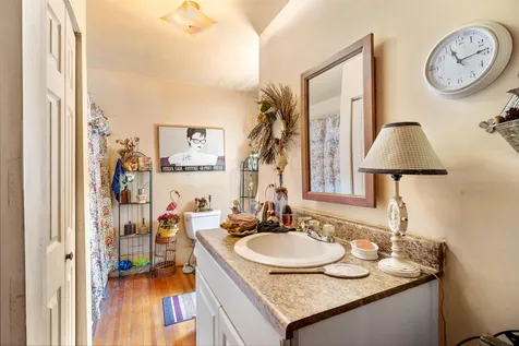 82 N Spring Street Concord NH 03301