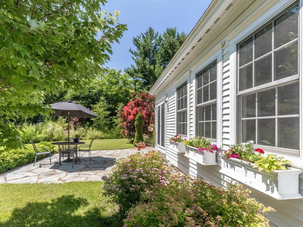 180 Desarno Drive Williston VT 05495