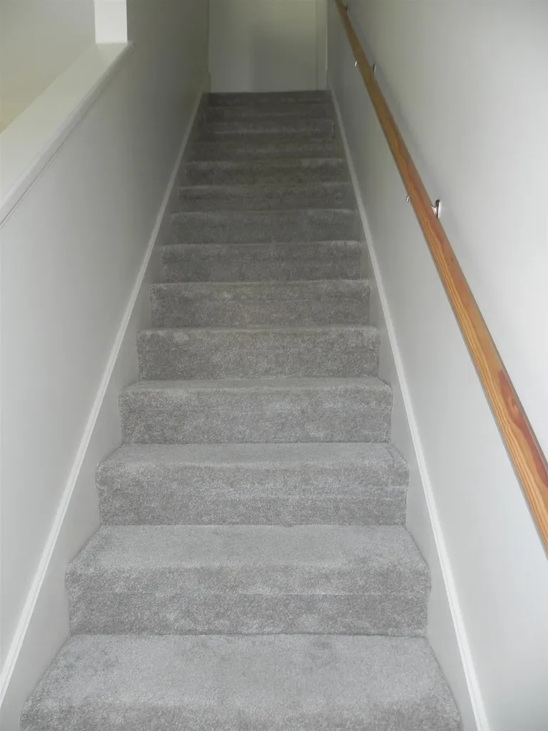 5 Roscoe Court Essex Junction VT 05452