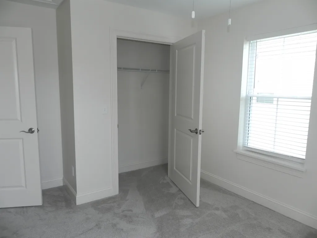 5 Roscoe Court Essex Junction VT 05452