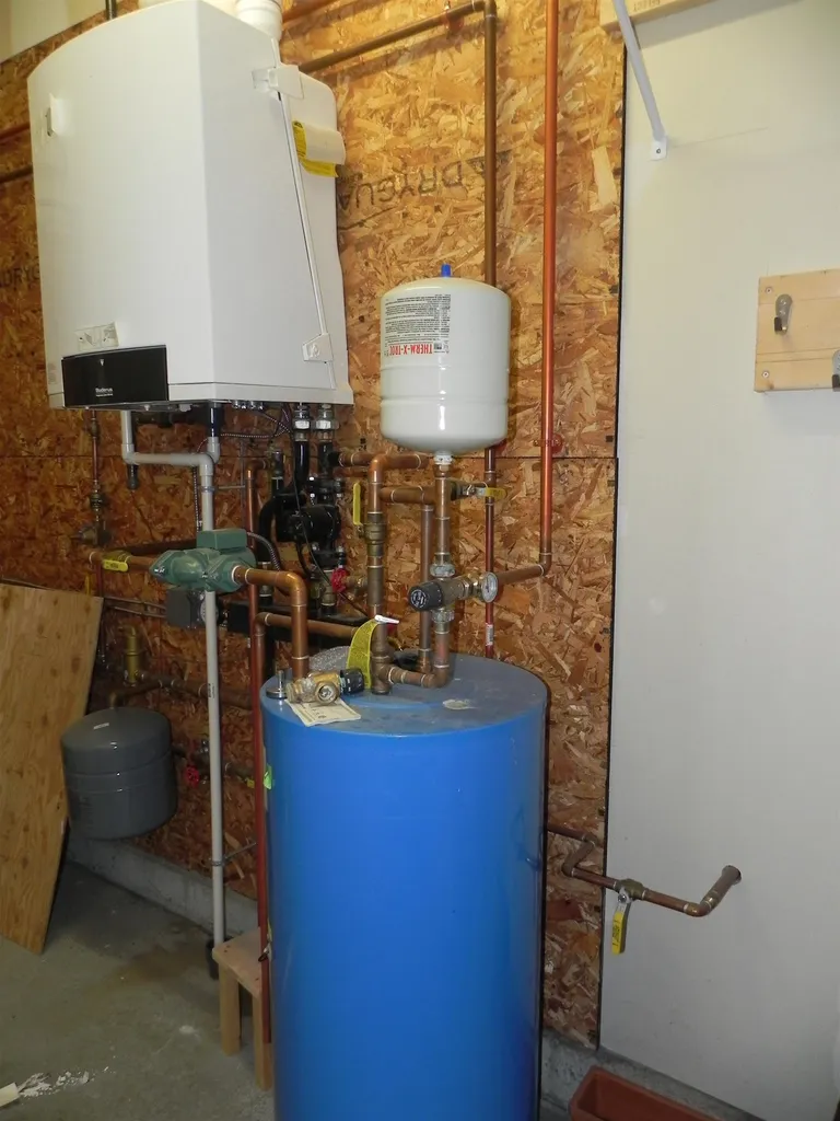 5 Roscoe Court Essex Junction VT 05452