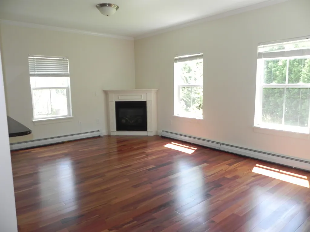 5 Roscoe Court Essex Junction VT 05452