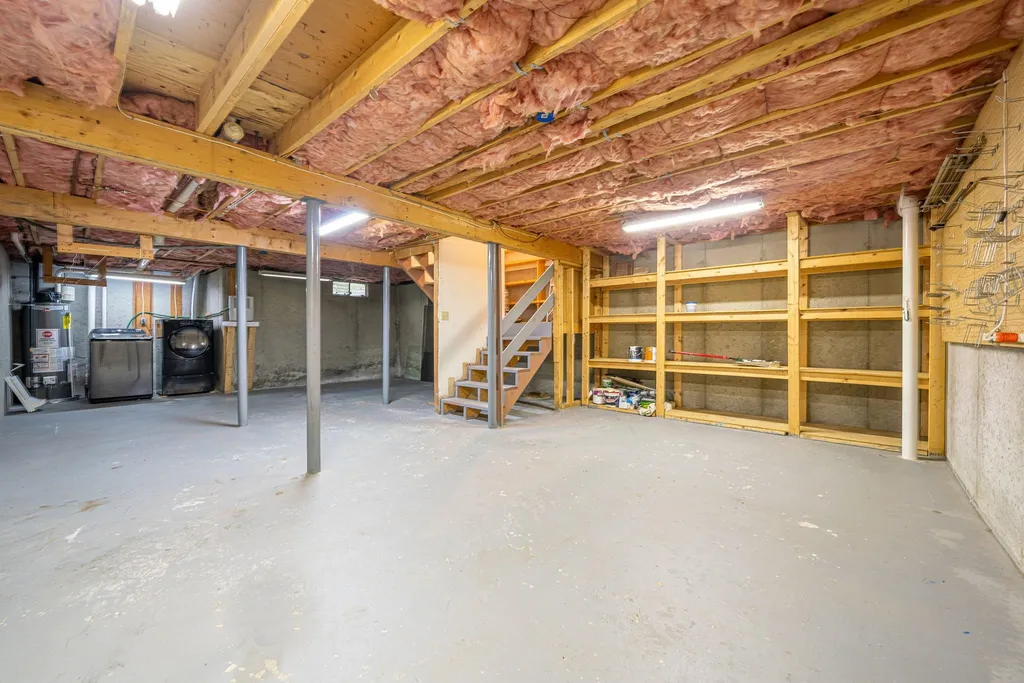17 Pimlico Court Bedford NH 03110