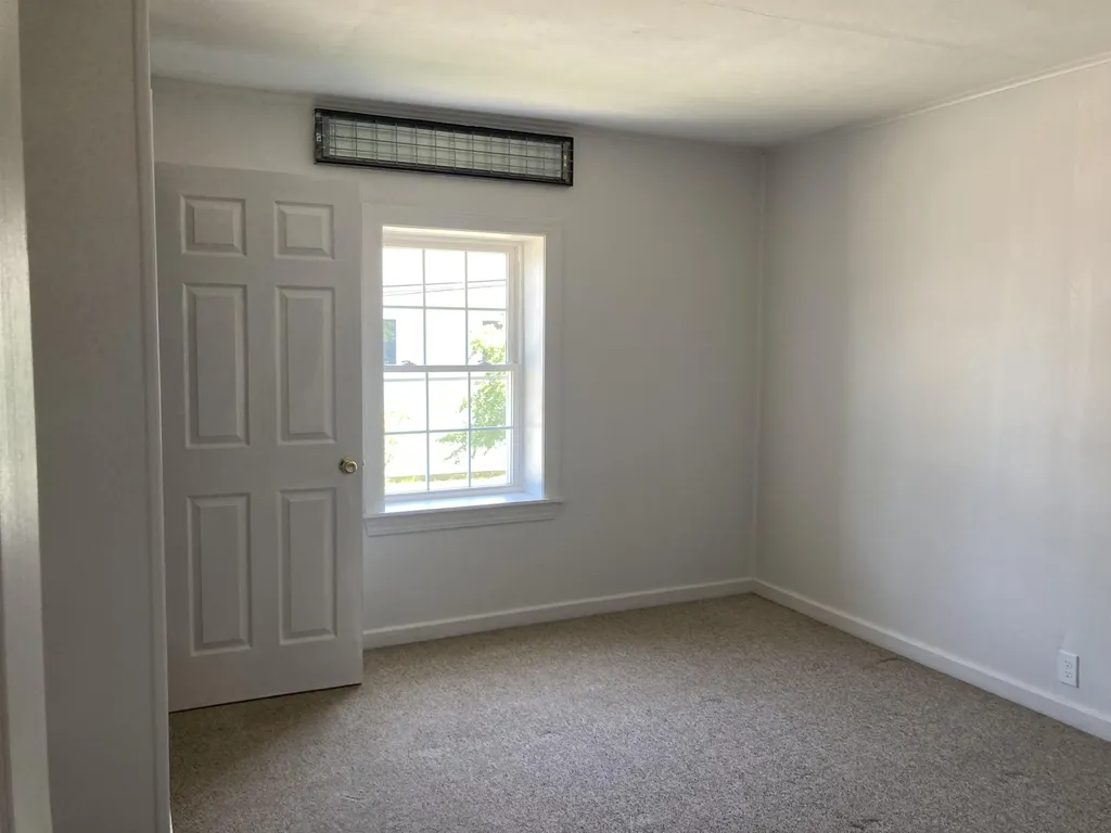 15 Chester Street Chester NH 03036