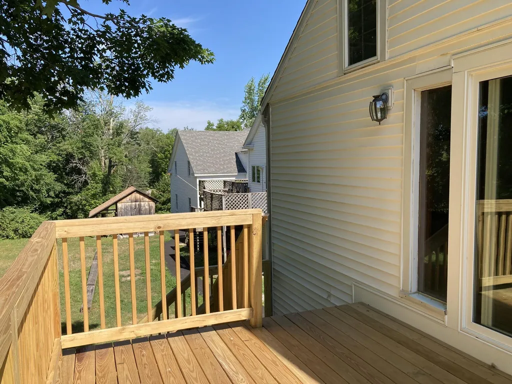 15 Chester Street Chester NH 03036