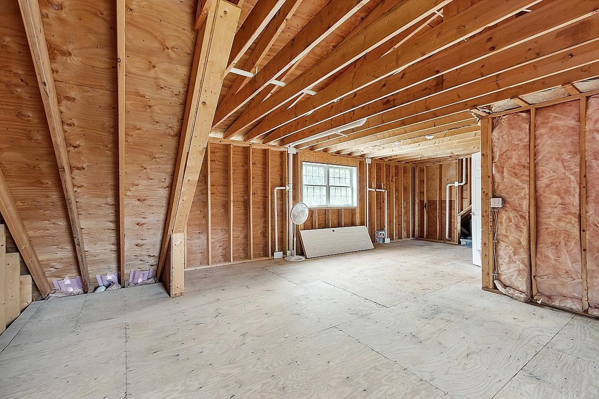 51 Glastombury Drive Sandown NH 03873
