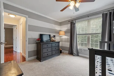 51 Glastombury Drive Sandown NH 03873