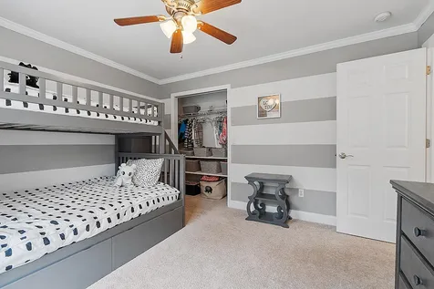 51 Glastombury Drive Sandown NH 03873