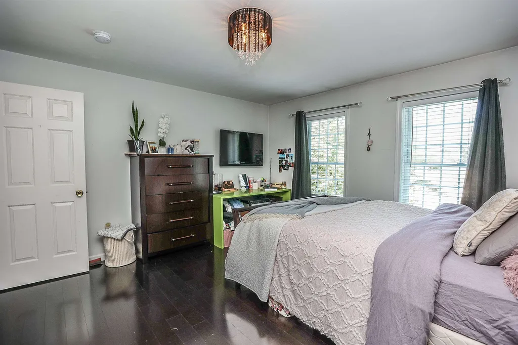 12 Thistle Lane Hooksett NH 03106
