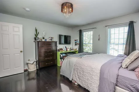 12 Thistle Lane Hooksett NH 03106