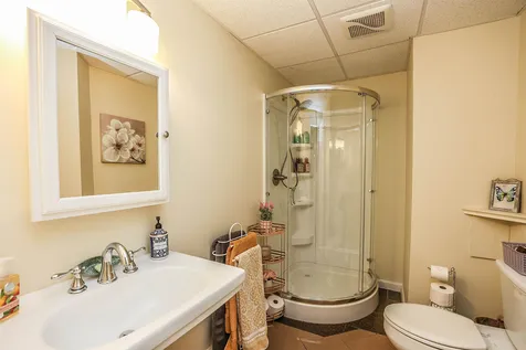 12 Thistle Lane Hooksett NH 03106