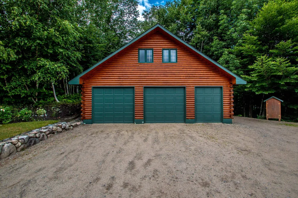 292 Cloutier Drive Stark NH 03582