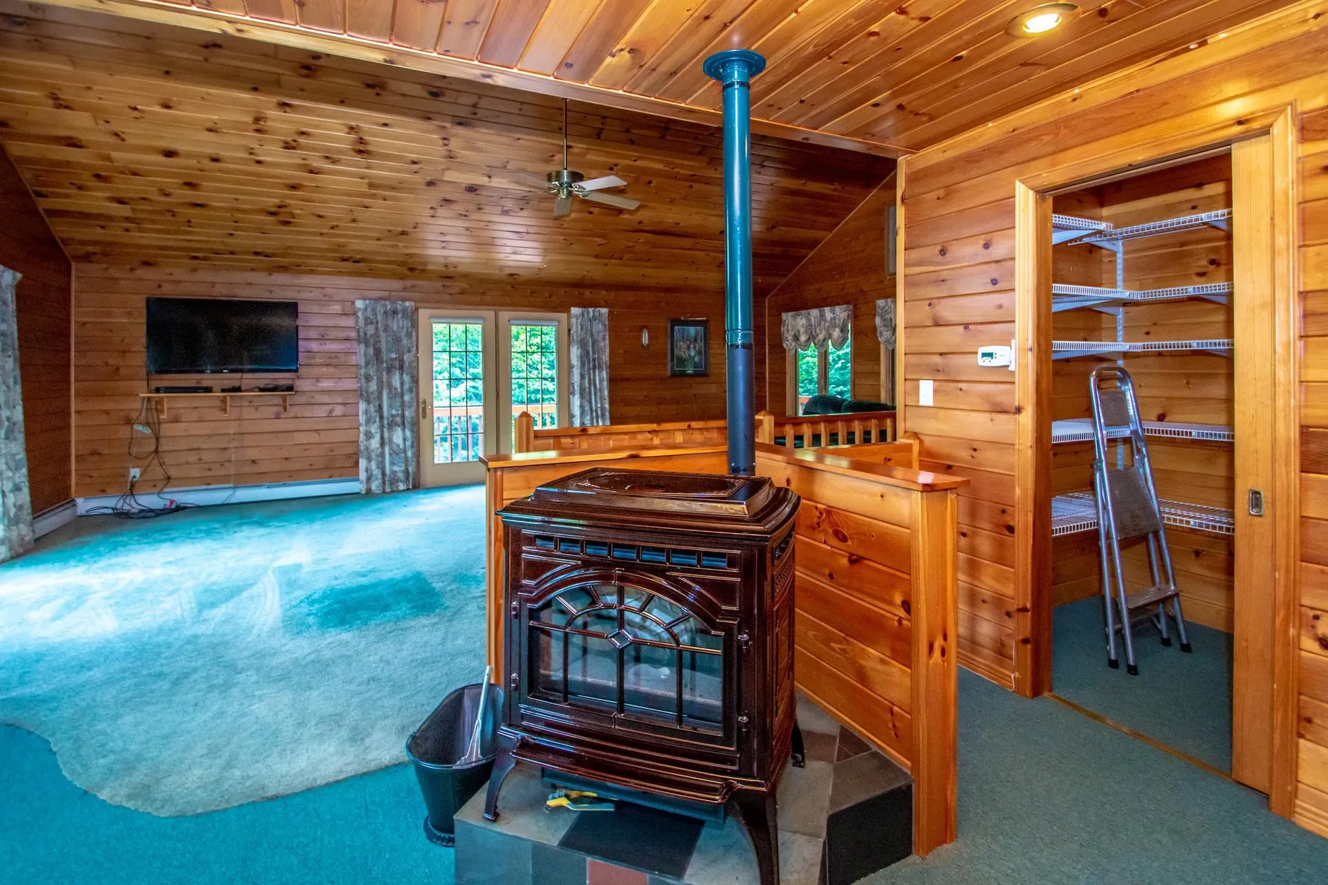 292 Cloutier Drive Stark NH 03582