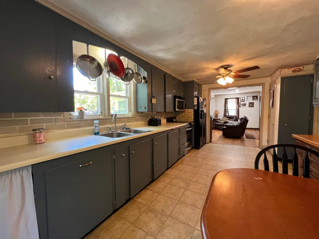 824 Portland Street Rochester NH 03868