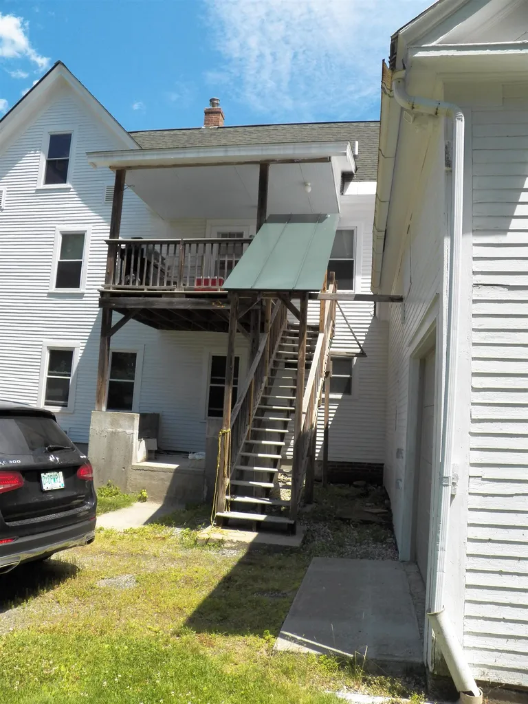 50 Beech Street Newport NH 03773