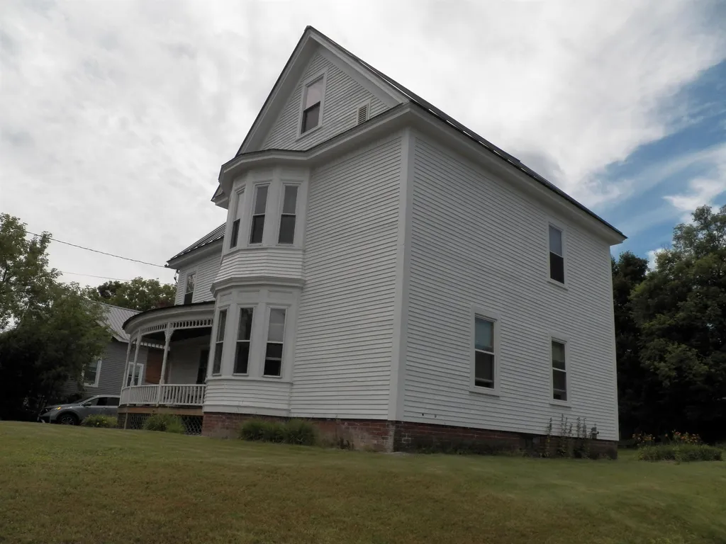 50 Beech Street Newport NH 03773