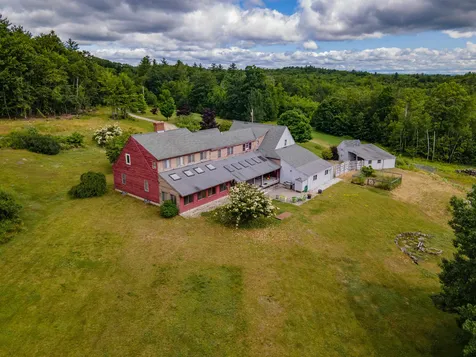 75 Hutchinson Road Chichester NH 03258