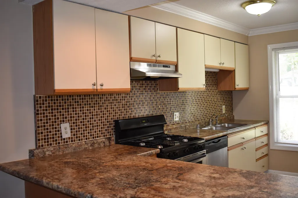 44 Marsten Lane Enfield NH 03748