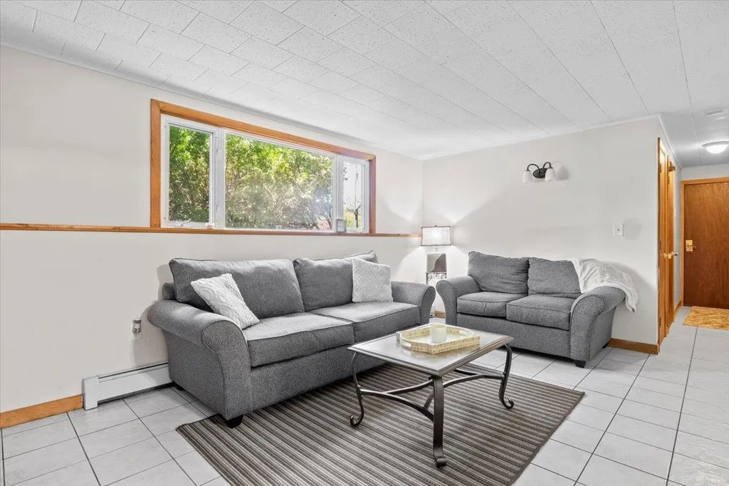 81 Belwood Avenue Colchester VT 05446