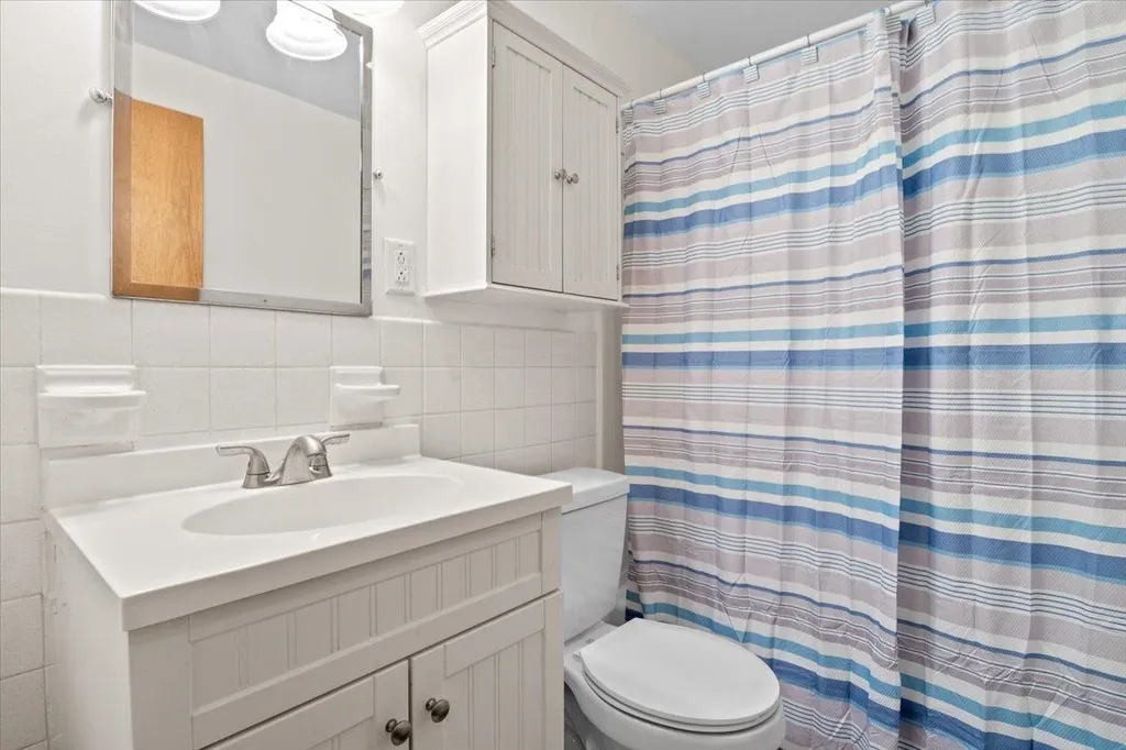 81 Belwood Avenue Colchester VT 05446