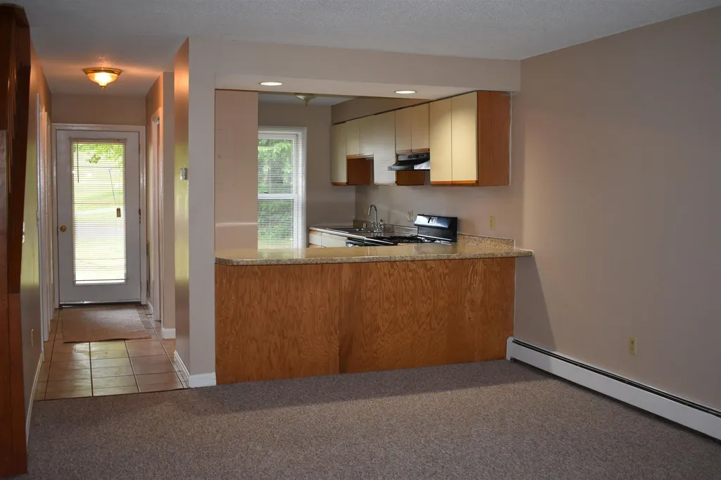 44 Marsten Lane Enfield NH 03748