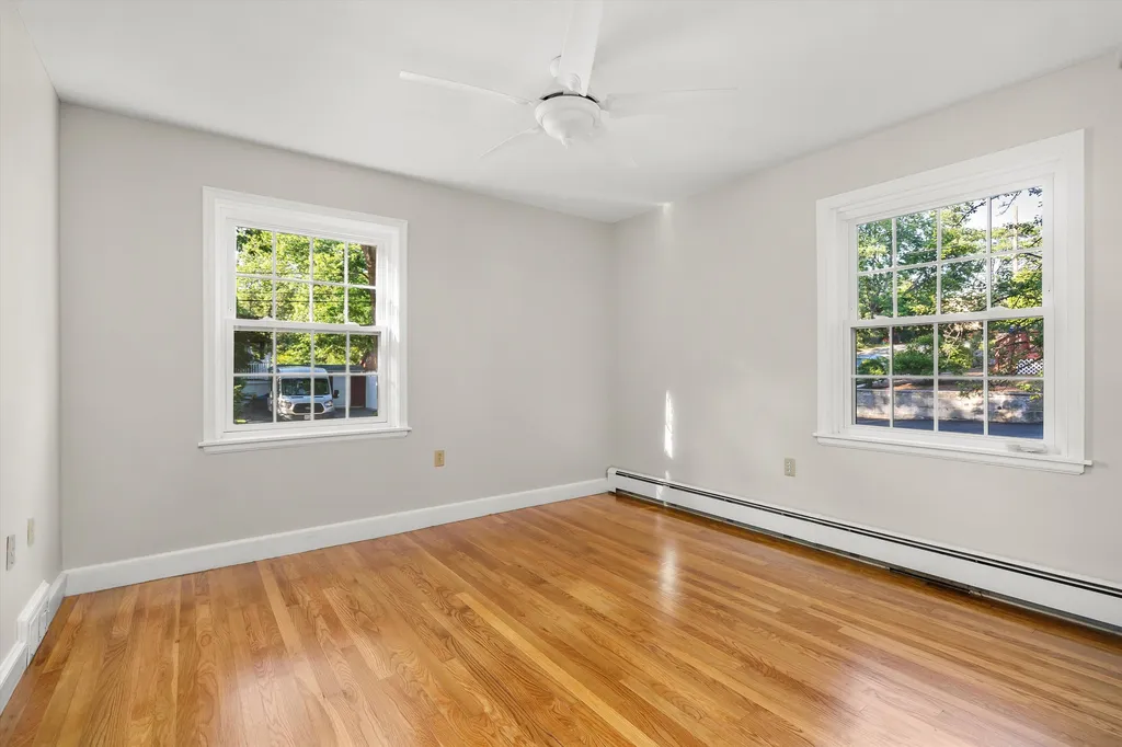 25 Portsmouth Avenue Manchester NH 03109