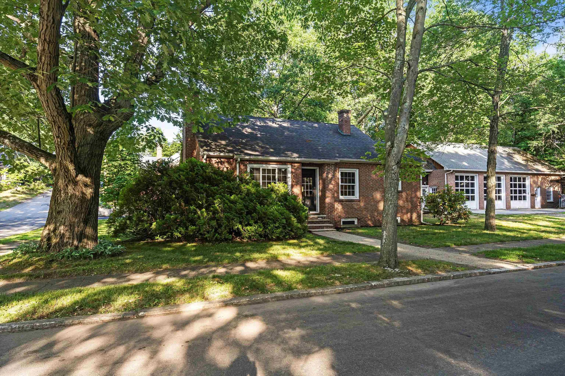 25 Portsmouth Avenue Manchester NH 03109
