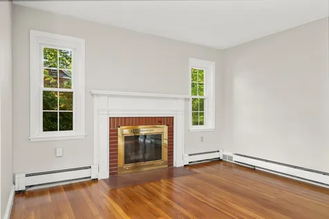 25 Portsmouth Avenue Manchester NH 03109