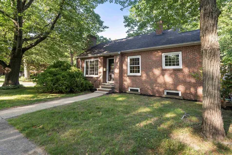 25 Portsmouth Avenue Manchester NH 03109