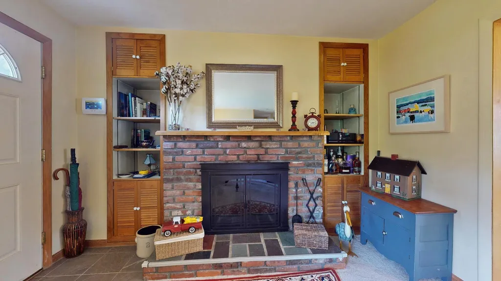 53 Shady Lane Colchester VT 05446