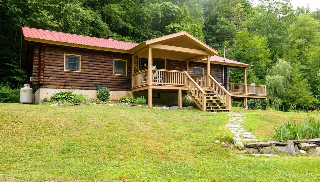 161 East Putney Falls Road Putney VT 05346